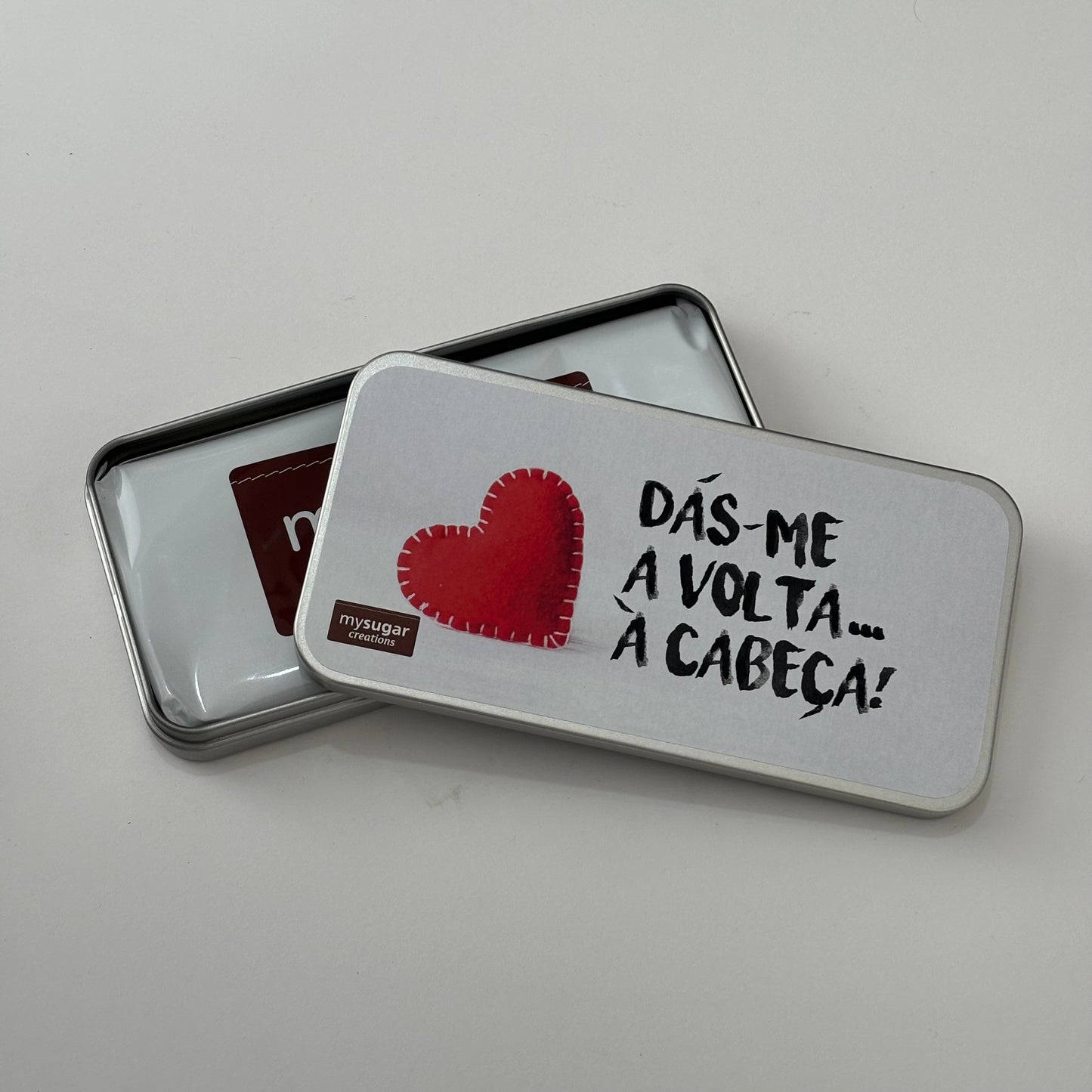 Lata de tablete - Dás-me a volta à cabeça