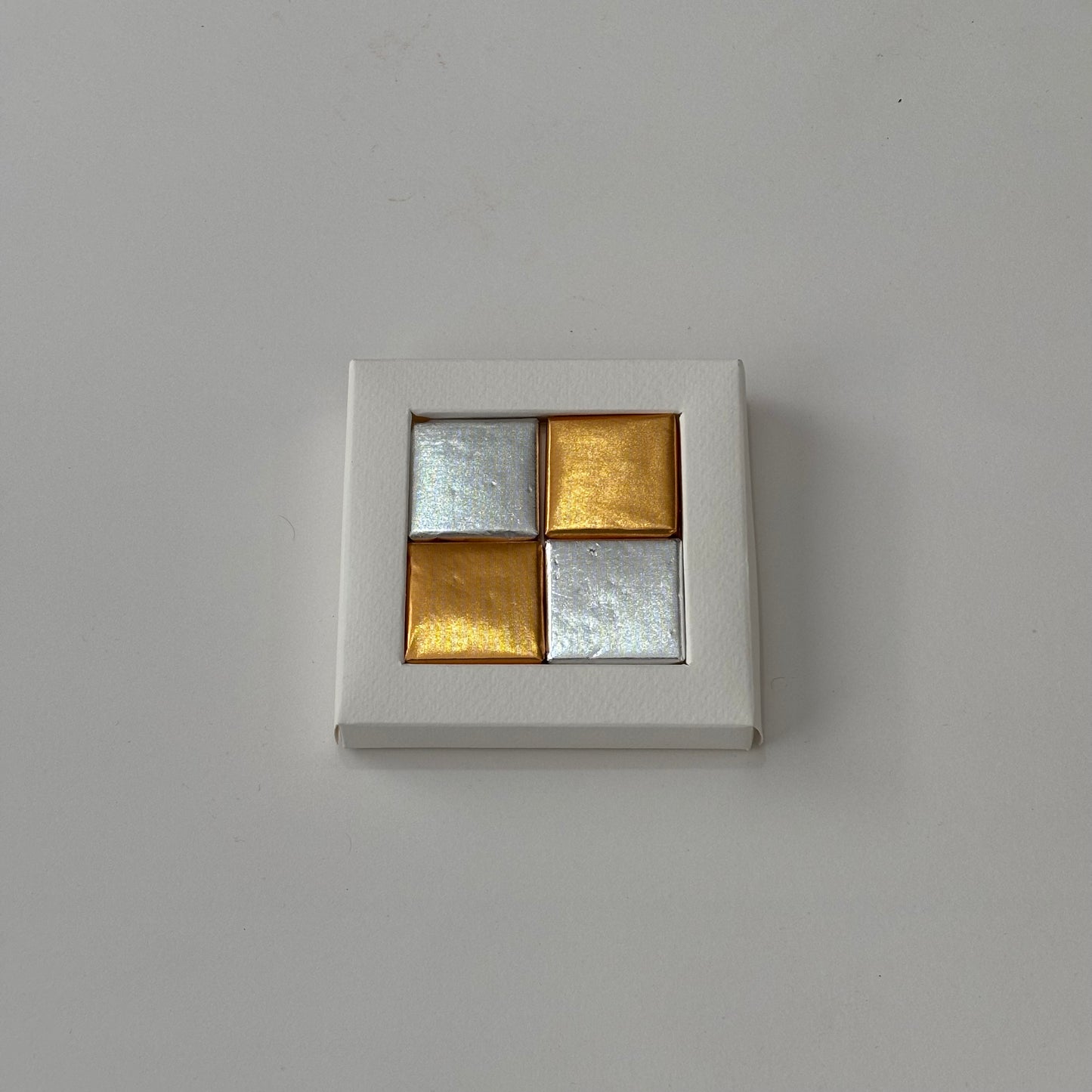 White Box to Personalize - 4 Chocolate Squares