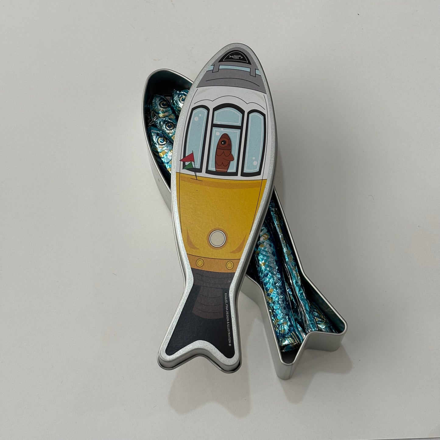 Lata em forma de sardinha - Eléctrico
