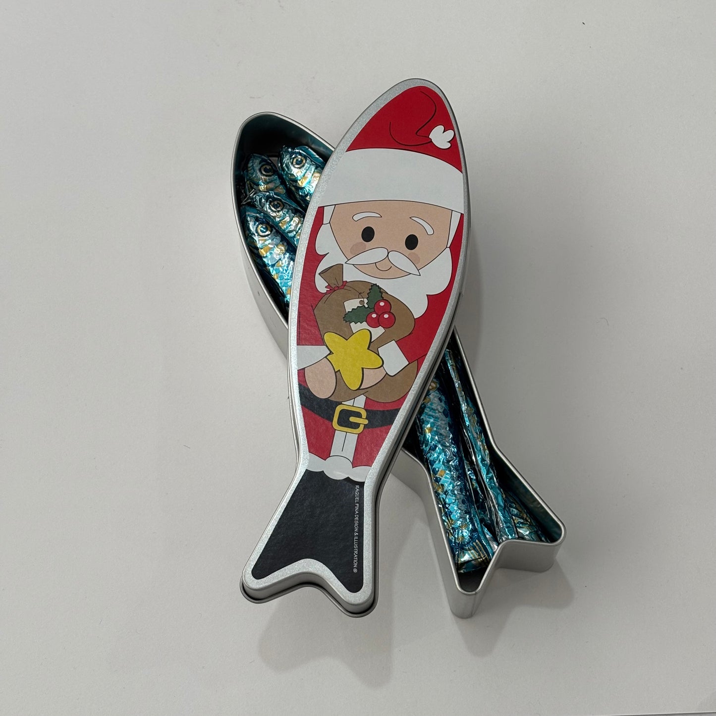 Lata em forma de sardinha - Pai Natal